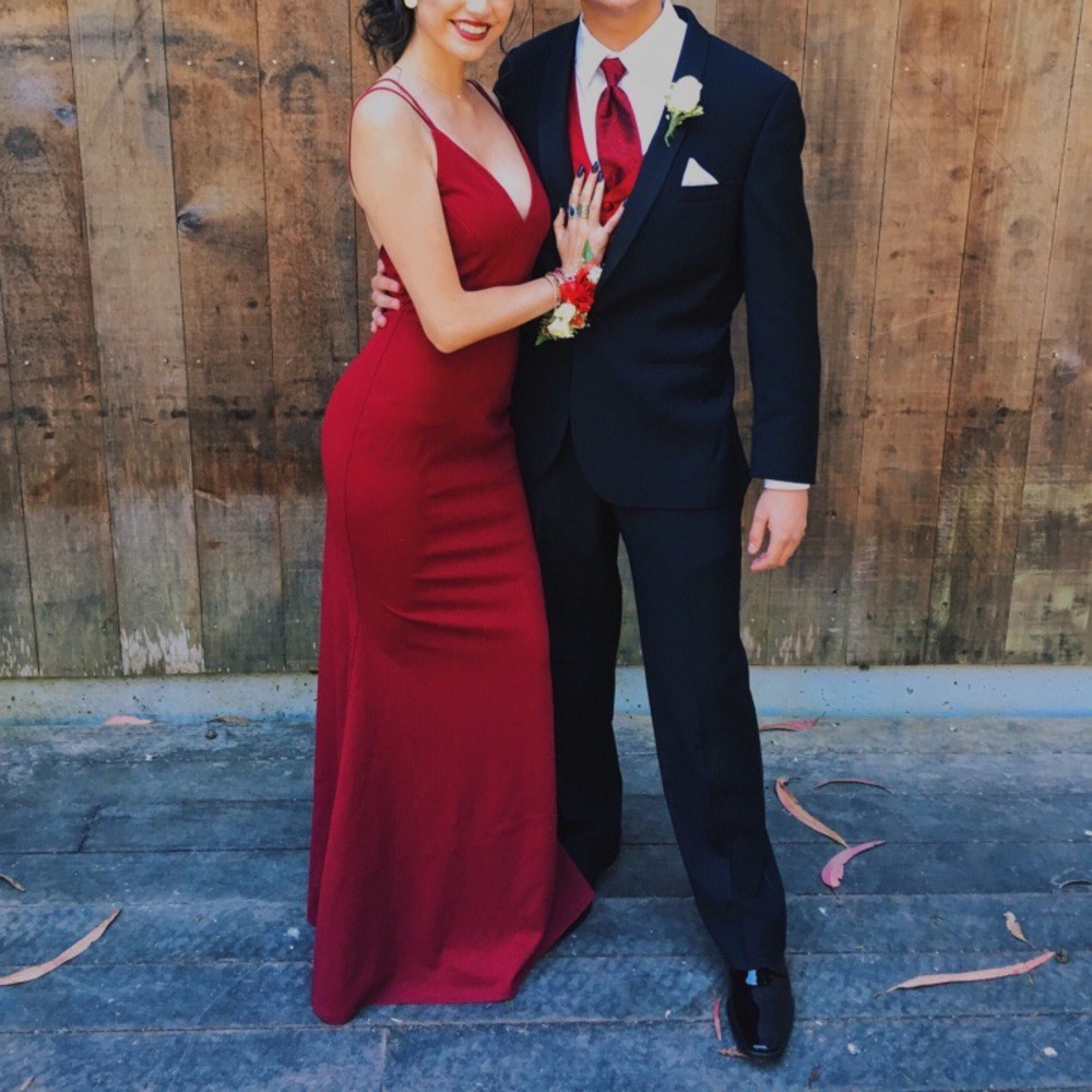 Red Prom Dress - Picture 5 of 7